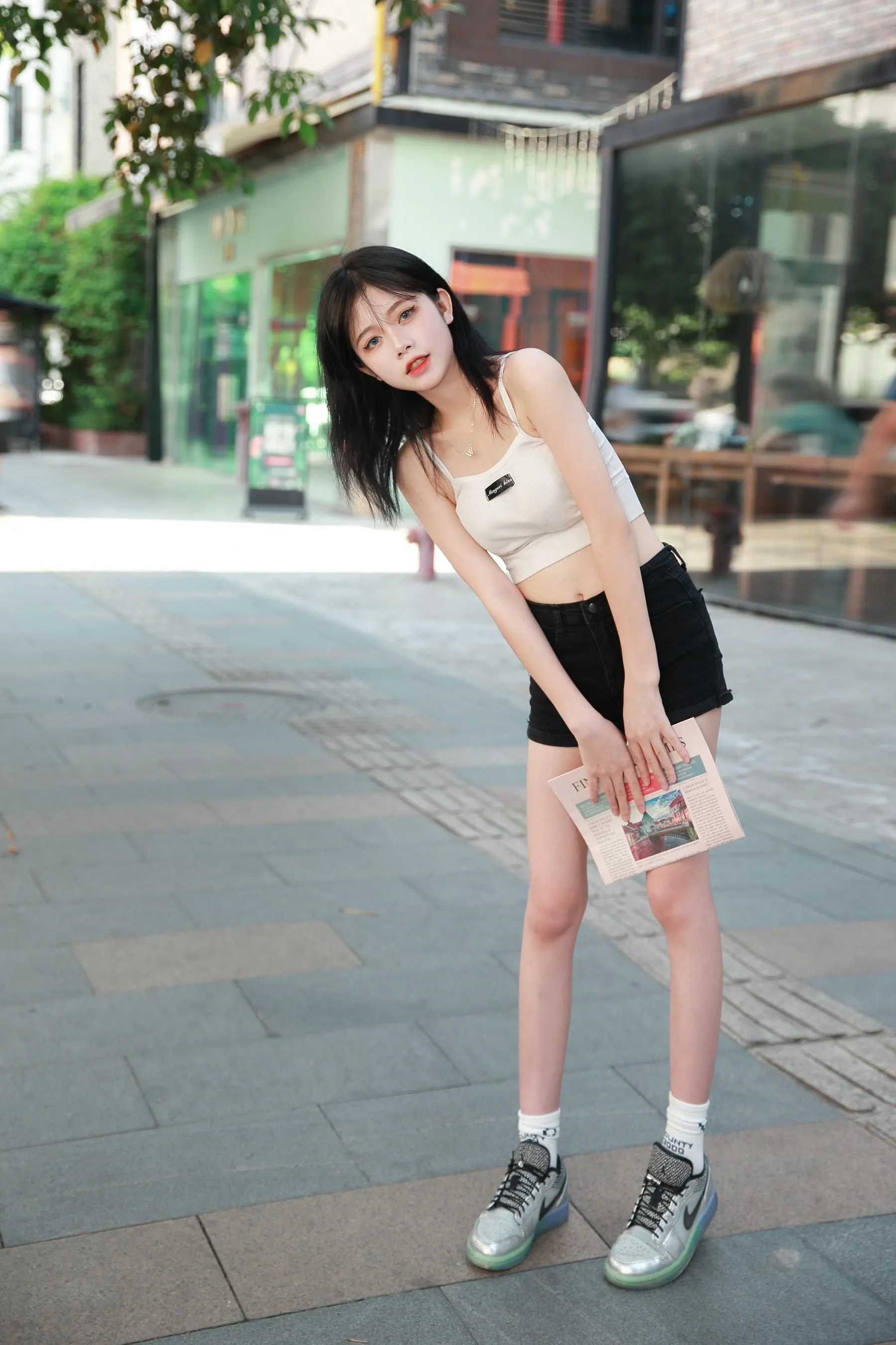 [YITUYU艺图语]2022.09.04 少女时光 小妮子 [23P]插图1